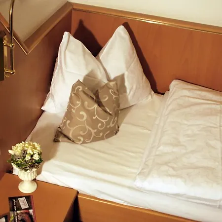 Schuhs & Restaurant Hotel Karlsruhe